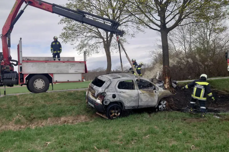 Bezirk Korneuburg – Tödlicher Verkehrsunfall in Stetteldorf am Wagram