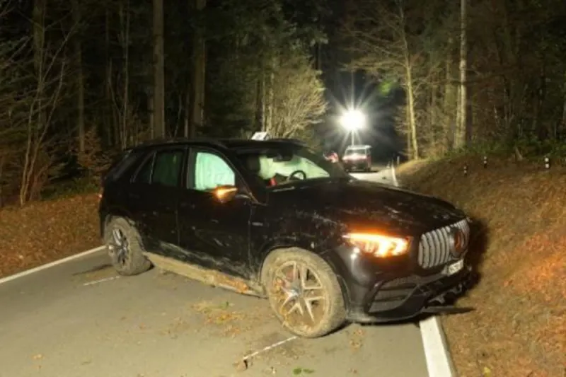 Uetikon am See ZH – Raser nach Unfall festgenommen