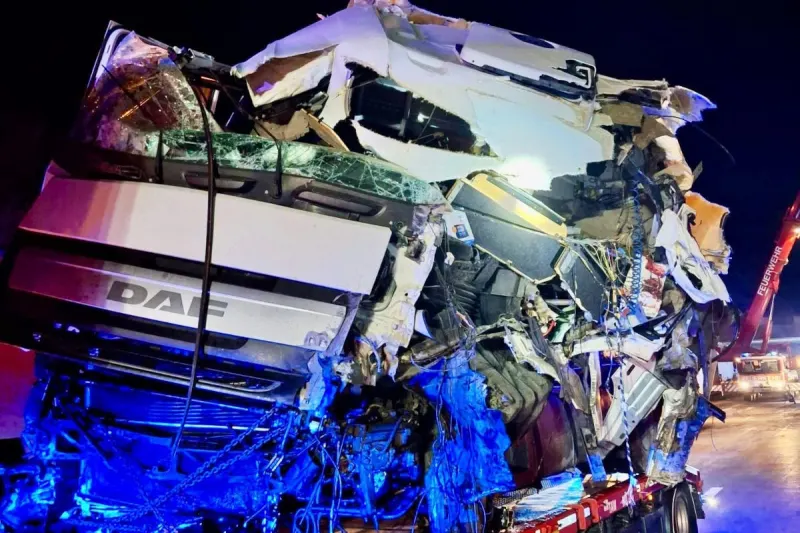 St. Valentin – Schwerer Unfall mit Lkw auf der A1