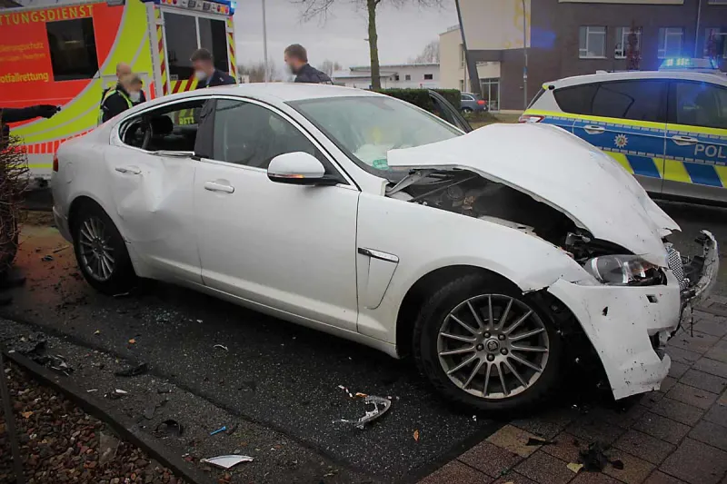 Paderborn - Bei Unfall gesuchter Mann gefasst!