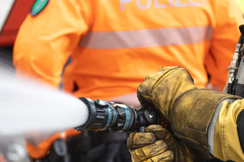 Aadorf TG - Brand in Unterflurcontainer löst Feuerwehreinsatz aus