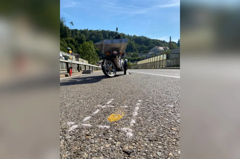 Drama in Aathal ZH – Fahrzeuglenkerin nach schwerem Unfall verstorben