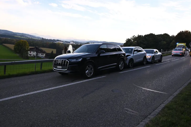 Züberwangen SG – Drei Autos in Unfall verwickelt