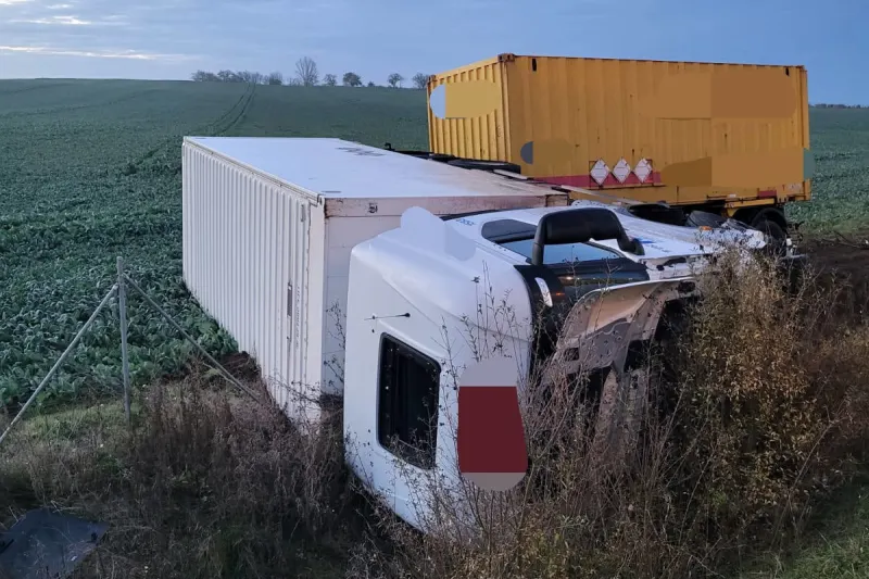 A71 Artern – Mehrstündige Vollsperrung nach schwerem Lkw-Unfall auf der Autobahn