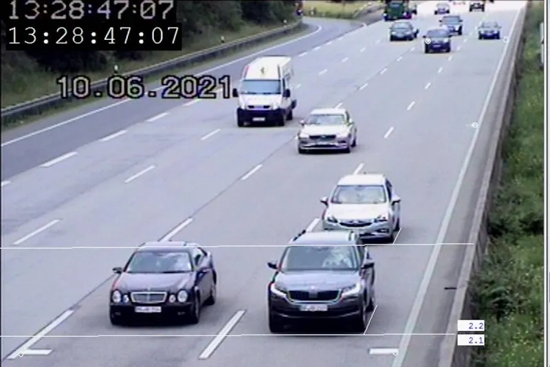 A5 Darmstadt – Polizei kontrolliert Abstand auf Autobahn – 21 Fahrverbote drohen