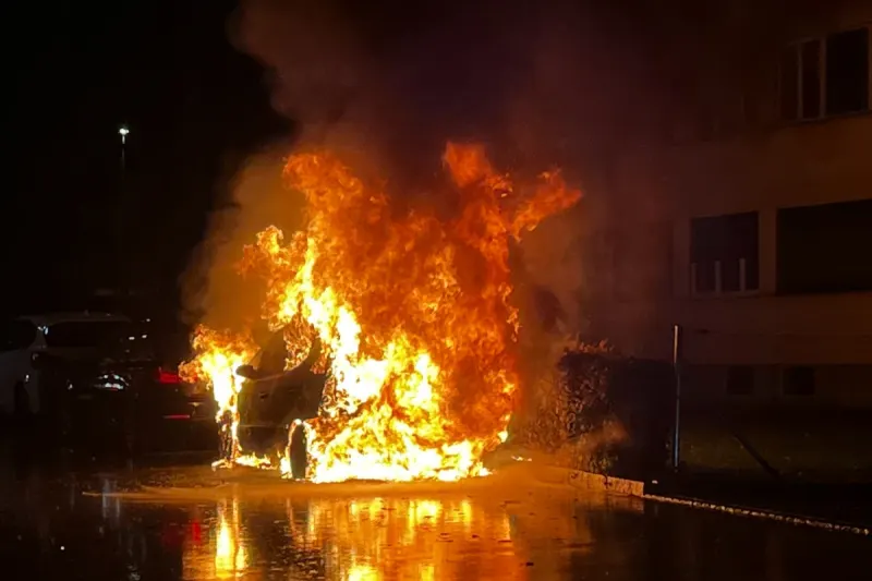 Vollbrand in Arbon TG - Auto komplett zerstört
