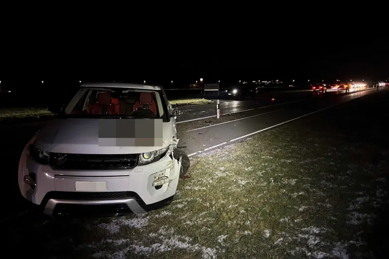 Suhr AG – Lenkerin gerät auf Gegenfahrbahn und verursacht Unfall