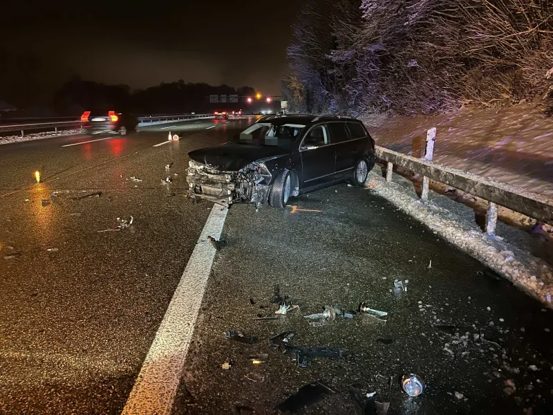 A1 Mörschwil SG – 24-Jähriger baut fahrunfähig Selbstunfall auf der Autobahn