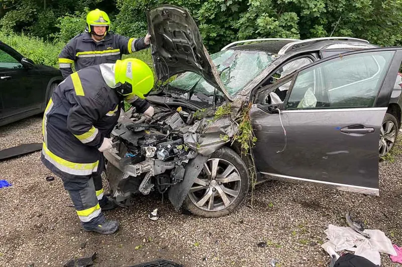 Gablitz - Schwerer Verkehrsunfall mit einem VW