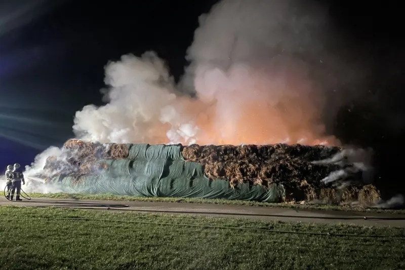 Hörhausen TG - 100 Strohballen in Brand