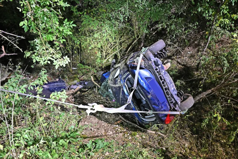 Beringen SH – 20-jährige Frau landet mit Auto im Graben