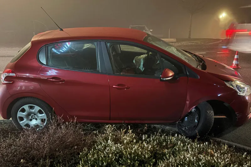 Unfall in Hildisrieden LU – Auto prallt gegen Mauer