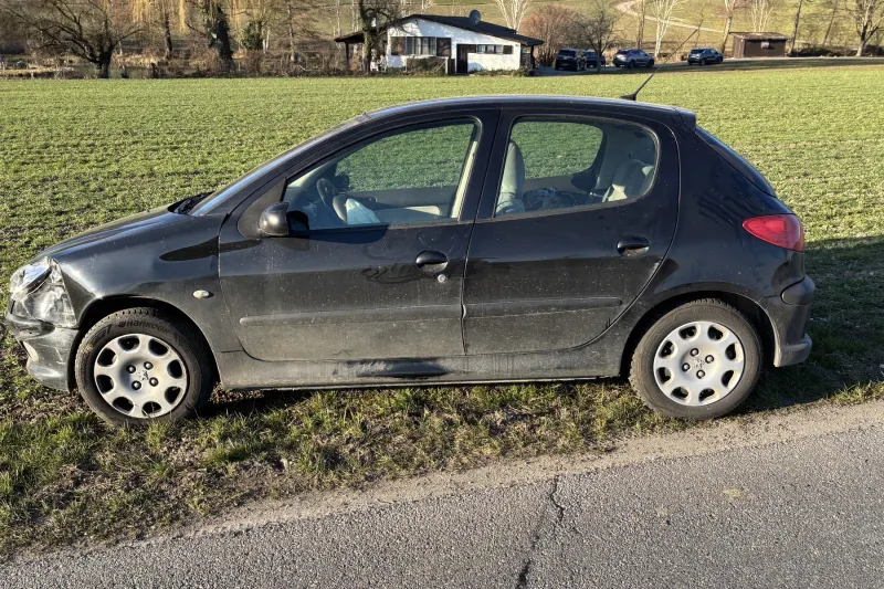 Thundorf TG – Nach Unfall davongemacht