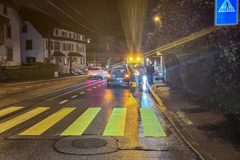 Unfall in Birsfelden BL – Zwei Jugendliche von Auto erfasst