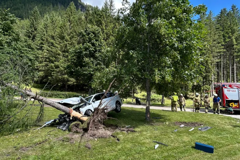 Schwerer Unfall bei Mauterndorf S – Kind verletzt