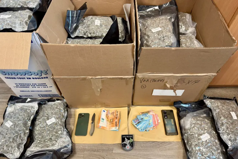 A3 Hilden NW – 31 Kilo Marihuana nach Unfall entdeckt