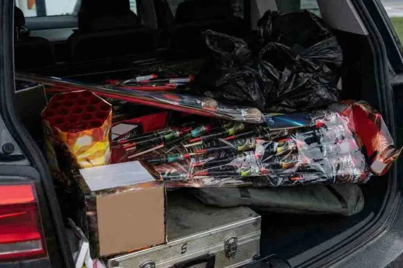 Wiener Neustadt NÖ – 12-Jähriger bei Feuerwerksunfall schwer verletzt