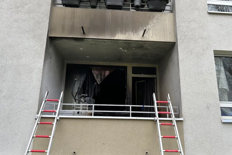 Ratingen – Brandstiftung durch Feuerwerk in Wohnung