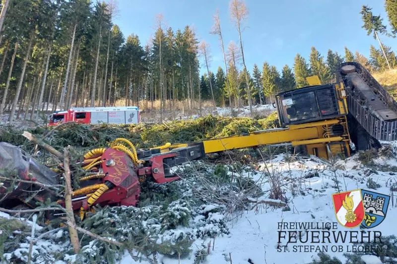 Sankt Stefan ob Leoben – Mit Bagger abgestürzt