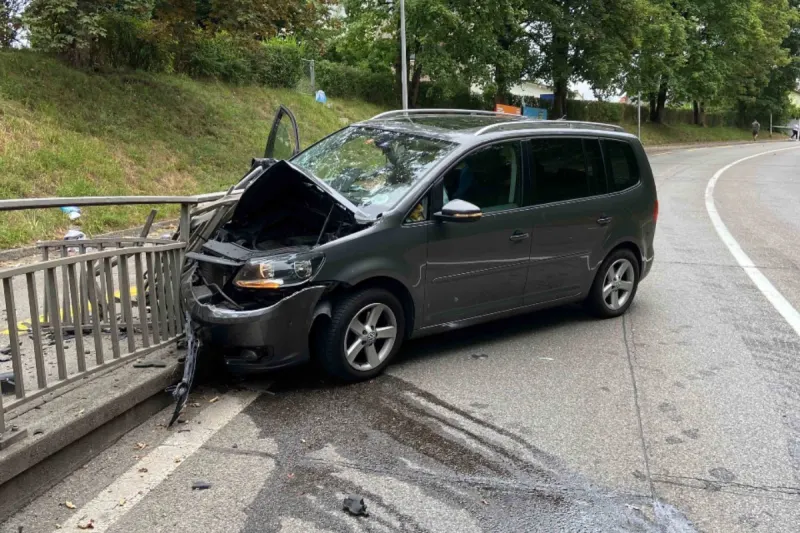 Schlimmer Verkehrsunfall in Wohlen AG - 12-jährige Beifahrerin schwer verletzt