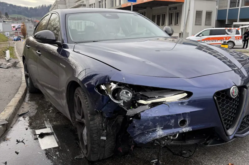 Herisau AR – Sekundenschlaf führt zu Unfall