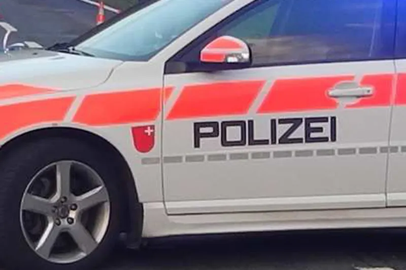 Arbeitsunfall in Ibach SZ -  Mann von Leiter gestürzt 