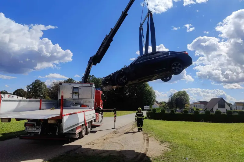 Rudersdorf B – Eine Person verletzt bei Unfall mit Klein-Lkw