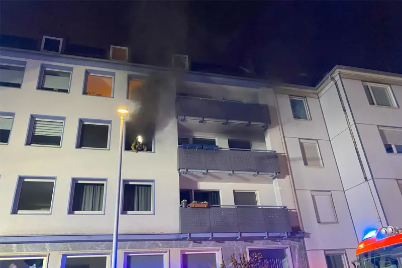Hannover – Ein Verletzter durch Rauchgas nach Wohnungsbrand