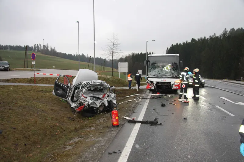 Bezirk Rohrbach – Schwer verletzte wurde mit Rettungshubschrauber abtransportiert