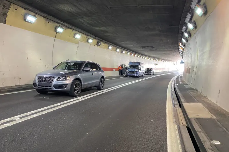 A8 Stansstad OW – Auffahrkollision im Tunnel Lopper 