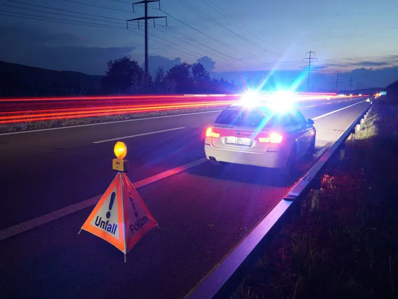 Lengwil TG - Autofahrerin baut betrunken Unfall