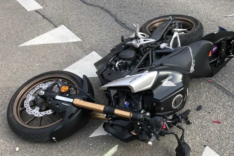 Pfyn TG - 17-jährige Motorradfahrerin schwer verletzt