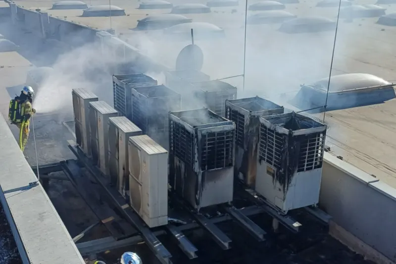 Graz – Brand auf Dach eines Einkaufszentrums