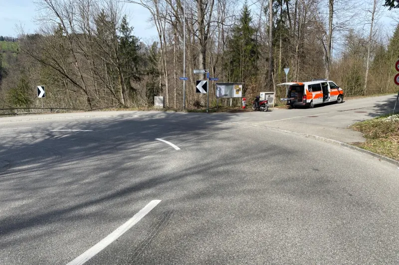 Stadt St. Gallen - Motorradlenker ohne Ausweis verunfallt