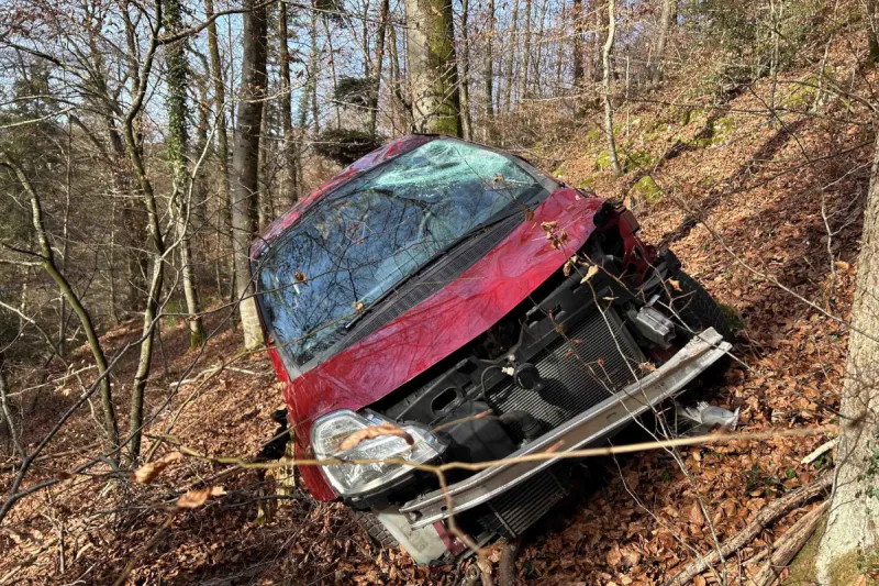 Laufenburg AG – Neulenker verursacht Unfall mit Überschlägen