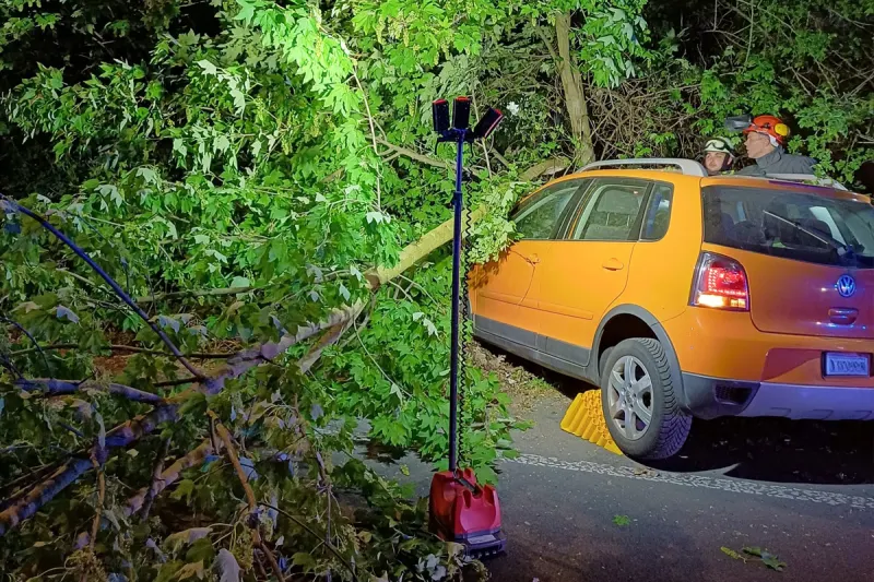 Wetter (Ruhr) – Autofahrerin nach Unfall in Böschung verletzt