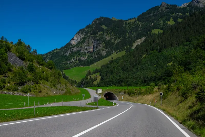 Kandergrund BE – Umleitung wegen Arbeiten im Mitholztunnel