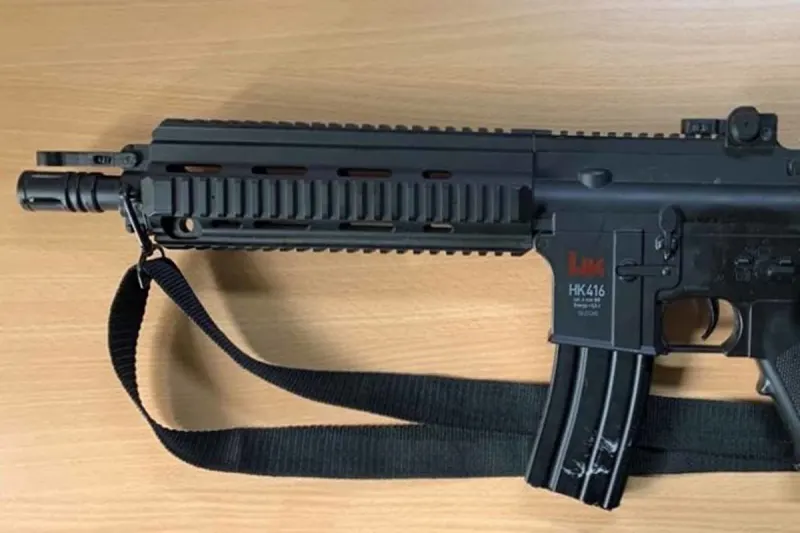 Großenkneten - Waffe bei Verkehrskontrolle gefunden