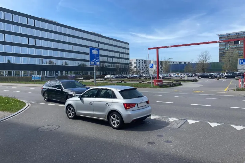 Stadt Zug - Zwei Unfälle - fünf Verletzte!