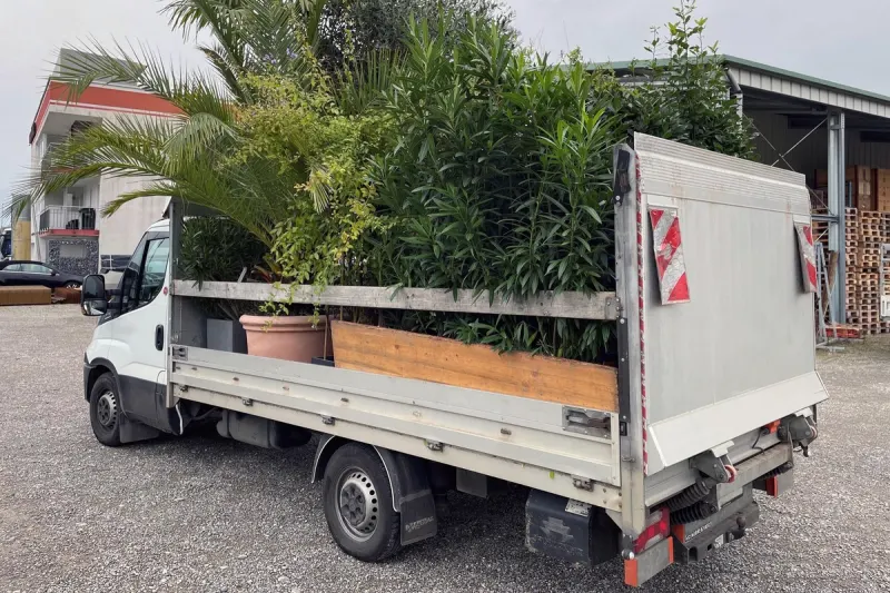 Kradolf TG - Lieferwagen massiv überladen 