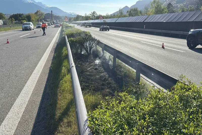 Brand auf A13 bei Domat/Ems GR