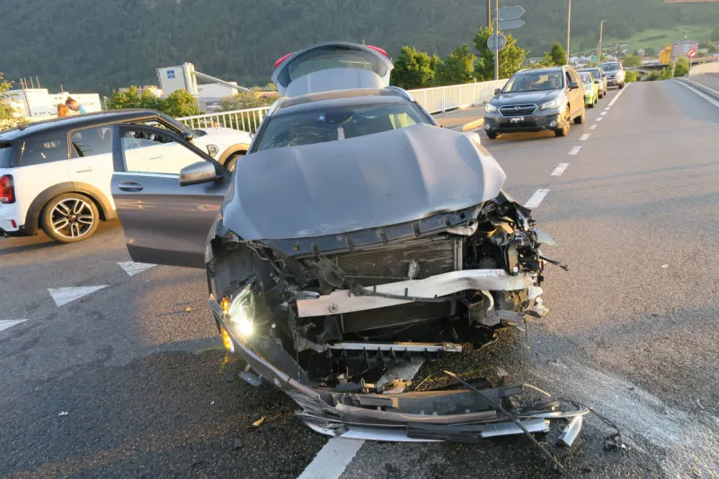 Bilten GL – Fahrzeug übersehen und Kollision verursacht