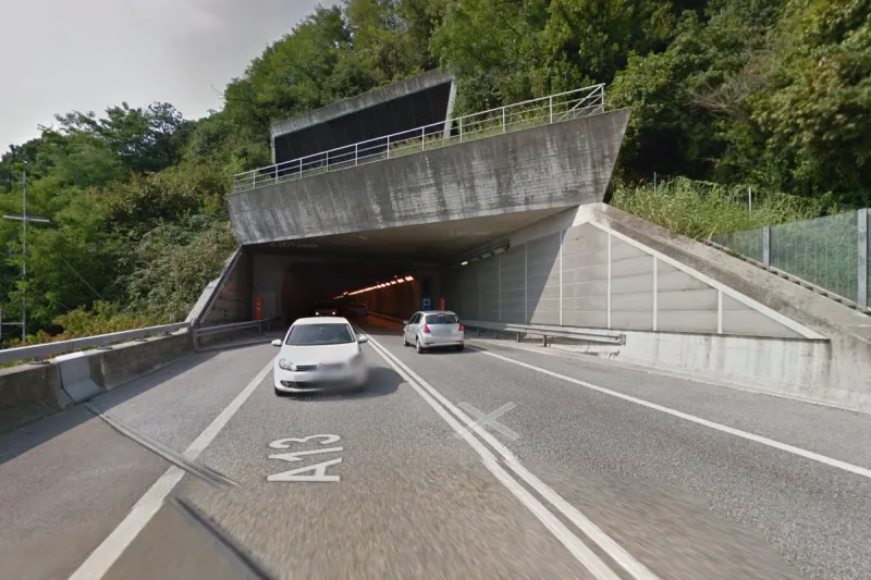 Locarno TI – Mappo-Morettina-Tunnel gesperrt nach Brand von Reisebus
