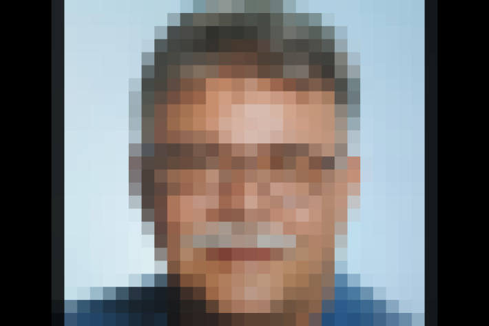 Der Tatverdächtige befindet sich momentan auf der Flucht.