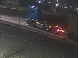Bremen-Fahndung-nach-lebensgef-hrlicher-Blockade-der-A281