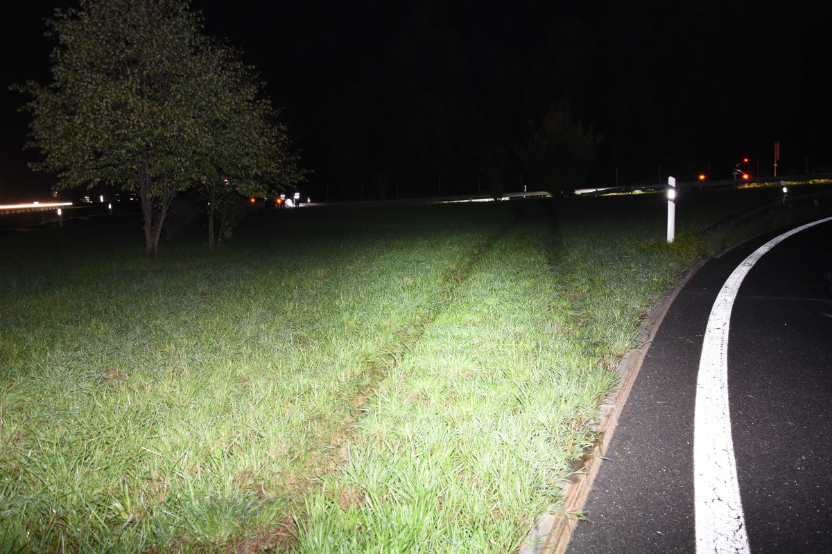 Sennwald SG - Alkoholisiert spektakulärer Unfall auf Autobahnausfahrt gebaut