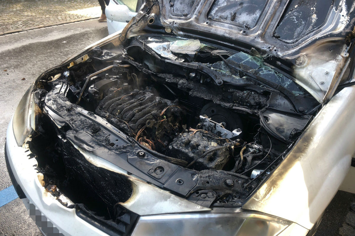 St. Gallen SG - Fahrzeug in Brand geraten