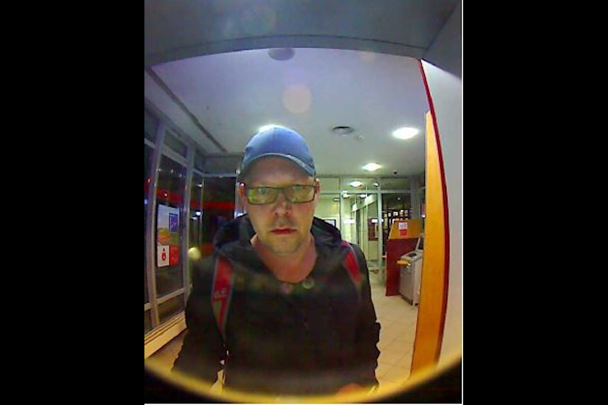 Unbekannter Täter Frontalaufnahme