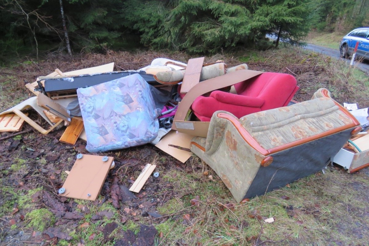 Der Abfall wurde einfach entsorgt.