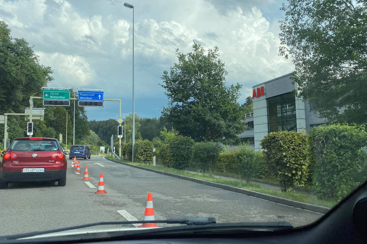 Zufahrt zur A53 in Aathal